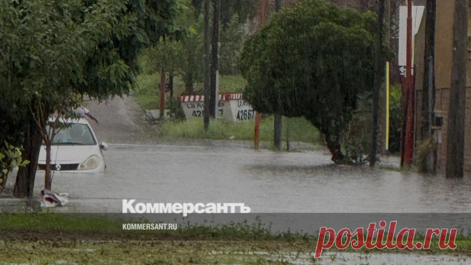 8-3-25--В Буэнос-Айресе-США- в результате НАВОДНЕНИЯ погибли 10 чел.