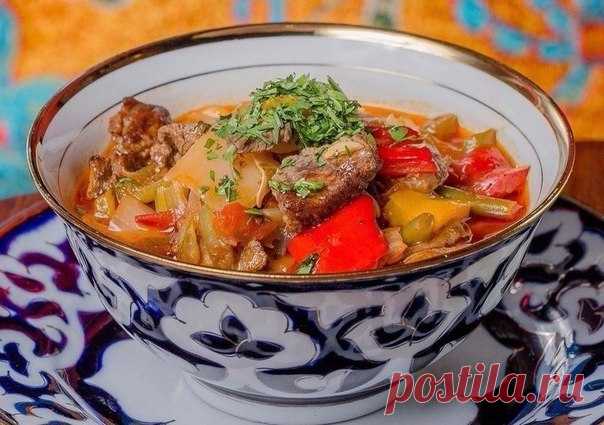 Лагман по домашнему 
Ингредиенты: 
300 гр. филе любого мяса; 
1 пачка спагетти; 
3 картофелины; 
Показать полностью…