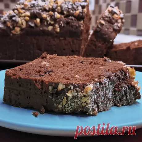 (1) Все смешиваю и заливаю в форму. Шоколадный кекс, который заменит торт на праздник - Будет вкусно - 4 февраля - 43077009331 - Медиаплатформа МирТесен
