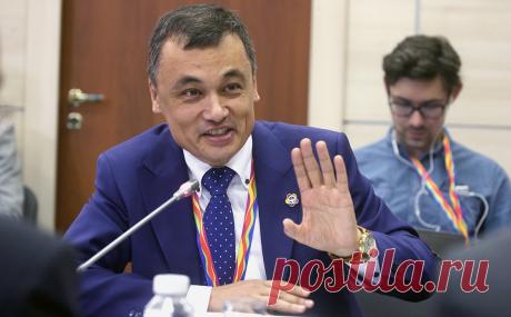 Новый министр информации Казахстана ответил на обвинения в русофобии. Министр информации Казахстана Аскар Умаров в ответ на обвинения в русофобии, которые прозвучали со стороны главы Россотрудничества Евгения Примакова, заявил о своей приверженности братским отношениям с соседями.