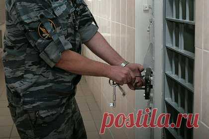 Для изнасиловавшего и удушившего российскую школьницу рецидивиста потребовали наказание