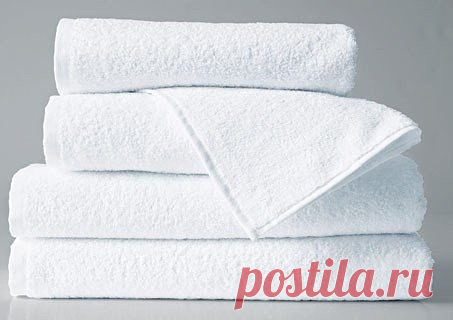 БЕЛОСНЕЖНЫЕ ПОЛОТЕНЦА БЕЗ КИПЯЧЕНИЯ И СТИРАЛЬНОЙ МАШИНЫ

Хочу поделиться способом стирки кухонных полотенец - может, быть кто-то его знает, а кому-то может, быть пригодится. Я пользуюсь этим рецептом лет 20!

Итак: на ведро КИПЯЩЕЙ воды - 2 столовые ложки подсолнечного масла, 2 столовые ложки сухого отбеливателя ( самого простого 