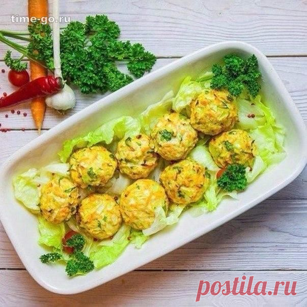Диетический ужин для стройняшек: куриные шарики с овощами