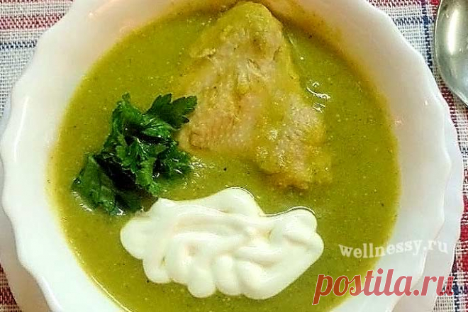 Суп-пюре из сельдерея и шпината: очень вкусный пп рецепт Как приготовить вкусный суп-пюре из овощей: сельдерея и шпината. Пп рецепт со сливками или сметаной в простом варианте выполнения.