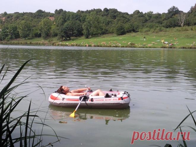 Прогулки по Праге на общественном транспорте и пешком без проф.экскурсий, но с рассказами, показами, фотосессией и ответами на все вопросы - 20 евро/час с чел. либо 100 евро/день за компанию от 2 человек: встреча и проводы к Вам в отель, квитанция об оплате перед выездом на прогулку.