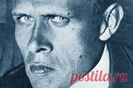 2 февраля 1942 года в блокадном Ленинграде скончался писатель Даниил Хармс / Историческая справка