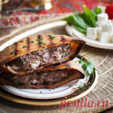 Ароматные лепешки с бараниной | Рецепты Steak@home