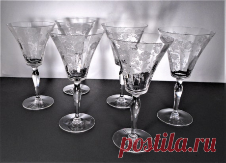 Morgantown Picardy-Richelieu Water or Wine Goblets Optic | Etsy Set of SIX vintage Morgantown Picardy-Richelieu (Stem 7646) water goblets or larger wine glasses. They have an optic bowl and beautiful floral etching. They stand 7 tall, 3 78 at rim. They hold 6 oz. All in stunning condition.