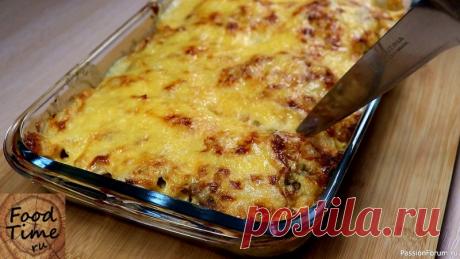 Мясо по-французски Мясо по-французскиИнгредиенты: Свинина вырезка — 1 кг Картофель — 1 кг Лук репчатый — 2 шт. Сыр — 200 гр. Брынза — 100 гр. Оливковое масло — 3 ст.л. Соль по вкусу Майонез — 4 ст.л. Подсолнечное масло для жарки мяса ПРИГОТОВЛЕНИЕ:ПРИЯТНОГО АППЕТИТА!