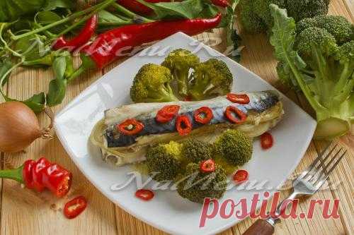 Скумбрия с брокколи на пару, рецепт по Дюкану