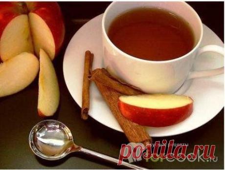 Чай с корицей и яблоками