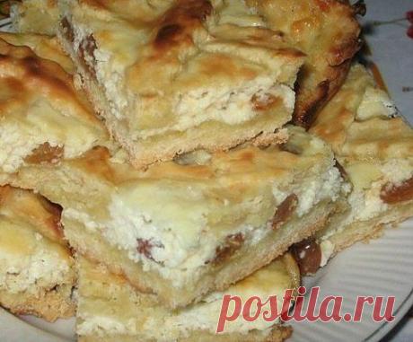 ПИРОГ С ТВОРОГОМ И ИЗЮМОМ.
