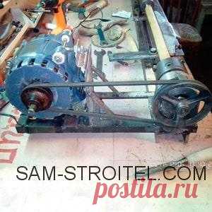 Самодельный токарный станок по дереву для домашней мастерской Простой самодельный токарный станок по дереву, фото и описание конструкции самоделки. Возникла идея, собрать токарный по дереву, чтобы точить различные заготовки и ручки для инструмента