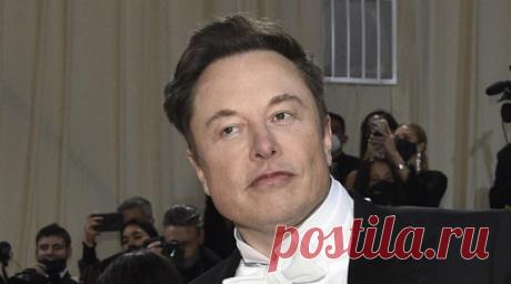 Маск перед боем с Цукербергом провёл тренировку с экс-чемпионом UFC. Американский бизнесмен Илон Маск провёл тренировку с бывшим чемпионом UFC в среднем и полусреднем весах Жоржем Сен-Пьером. Читать далее