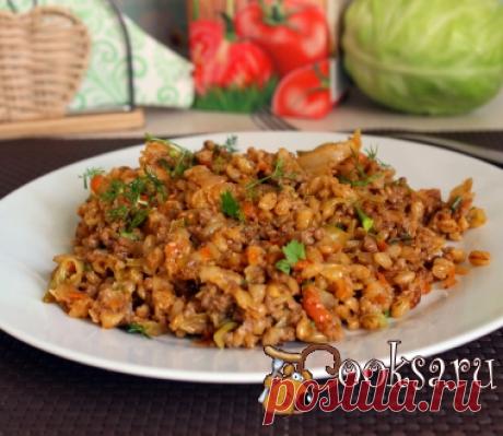 перловая каша с мясным фаршем и овощами