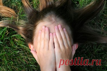 Обсессивно-компульсивное расстройство (ОКР) у детей: симптомы и как с ними справляться. Невроз навязчивых состояний у ребёнка: как отличить его от обычных ритуалов и когда нужен специалист?