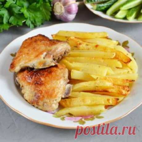 Невероятно СОЧНАЯ КУРИЦА (запекается вместе с картошкой) - Пошаговый рецепт с фото |  Разное Мясные основные блюда проще всего готовить вместе с гарниром. Лучшим гарниром для таких блюд будут овощи, и отлично для совместного приготовления подх