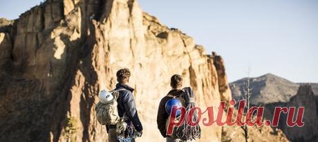 Он альпинист, и его страсть — горы. На его счету немало побед, и каждая новая экспедиция — это вызов судьбе и себе самому. К этому восхождению наш герой готовился год. Что же заставило его повернуть назад, когда до долгожданной вершины было уже рукой подать? #психологияличности #познаниесебя #личностноеразвитие #психологияобщения