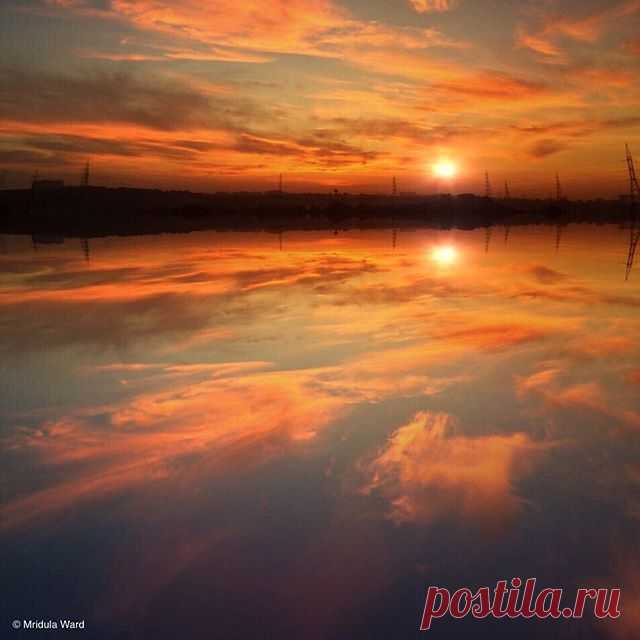 It's day 364 of 2016 and a new year is on its way and the possibilities are endless....We wish you a very happy New Year's Day!! And when the day is over, we wish you happiness, good health, love and luck, every day in the new year!!! 🥂🎆🎉🎈💝 #igglobalwomenclub #mextures #m3xtures #AGameofTones #nothingisordinary #fiftyshades_of_nature #heart_imprint #rsa_folknature  #rsa_outdoors #moody_nature #tv_landscapes #tv_allnature #pocket_allnature #allbeauty_addiction #ww_natu...