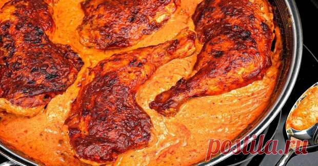 Курица по-венгерски: рецепт в духовке - Будет вкусно - 24 марта - Медиаплатформа МирТесен Румяная корочка и головокружительный аромат — вот что влюбит вас в это пряное блюдо. Курица по-венгерски выходит сказочно сочной и вкусной. Всё благодаря тому, что запекается она в пикантном соусе из томатов. Как известно, в Венгрии очень сильно любят паприку. Местные повара добавляют ее - 24 марта - 43221711768 - Медиаплатформа МирТесен