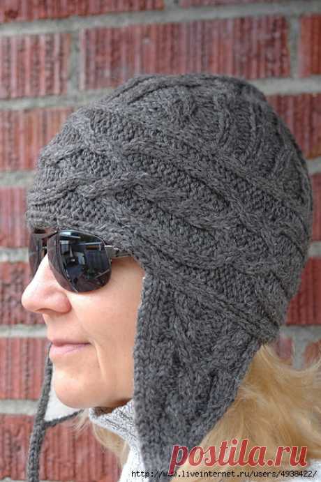 Женская вязаная шапка "Ingefred Hat" от Jennifer Hagan.