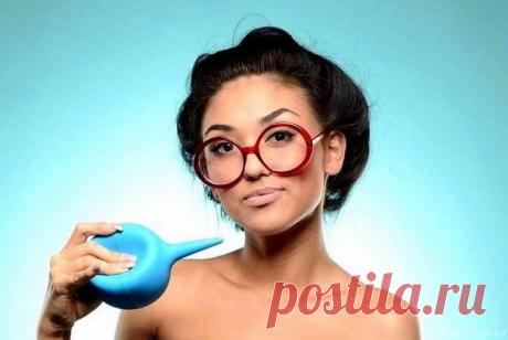 Рецепты народной медицины в лечении кандидоза. Молочница или кандидоз (грибы Candida) у женщин развивается во влагалище. Это обусловлено повышенным ростом дрожжевых клеток. Чаще всего недуг проявляется у женщин, реже у мужчин. Также им страдают и дети, и девственницы.