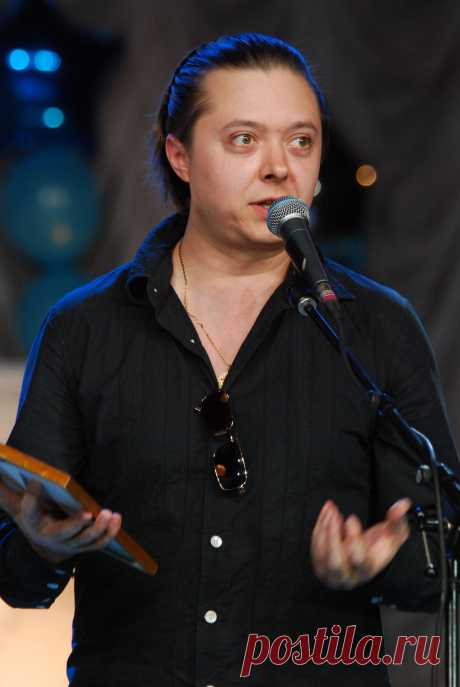 «Иван Бурляев» 2 335 песен слушать онлайн или скачать mp3 + биография + 110 видео-роликов: Российский композитор, пианист, арт-директор двух международных фестивалей – кино- и театрального &quot;Золотого Витязя&quot;,музыка к спектаклям и фильмам;  «Мы из будущего»  (Художественный. Реж. А.Малюков. Телеканал «Россия») (номинация на премию «Золотой орёл» за лучшую музыку к фильму и др.