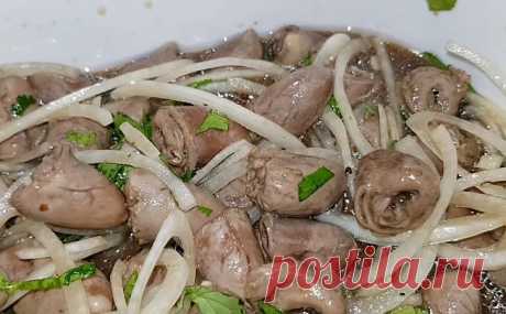 Маринуем куриные сердечки. Получается сочнее грибов и нежнее вырезки. БОМБИЧЕСКАЯ ХОЛОДНАЯ ЗАКУСКА
https://www.youtube.com/watch?v=6S2KslHepkE