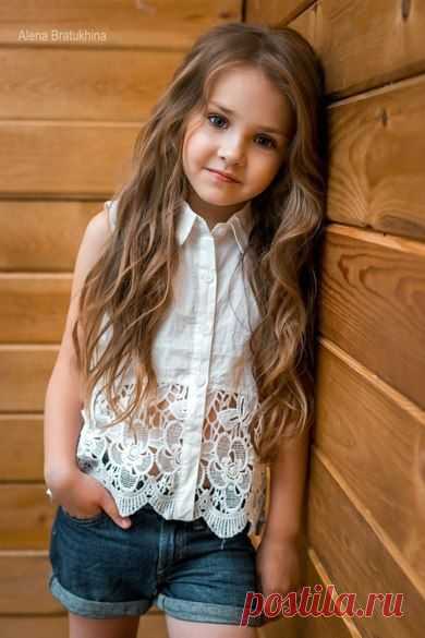 Umm pretty sure this shirt is on a kid but I want it for ME lol. Lacy button up top | Bryn