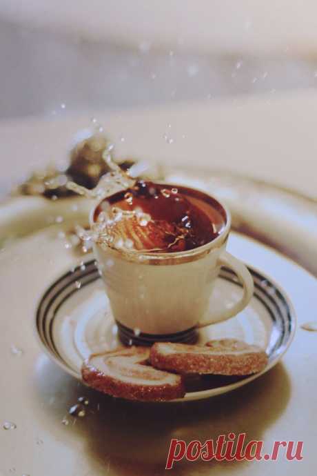 Tea Splash by Moty-rue on deviantART