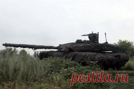 Army Recognition: Запад восхитила скорость танкостроения России. За полгода РФ может произвести больше танков, чем Запад передал Киеву за все время СВО.