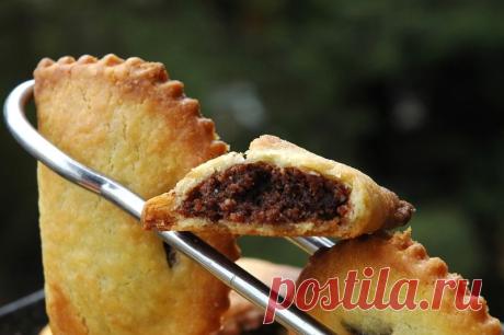 Сладкие сицилийские пирожки с мясом