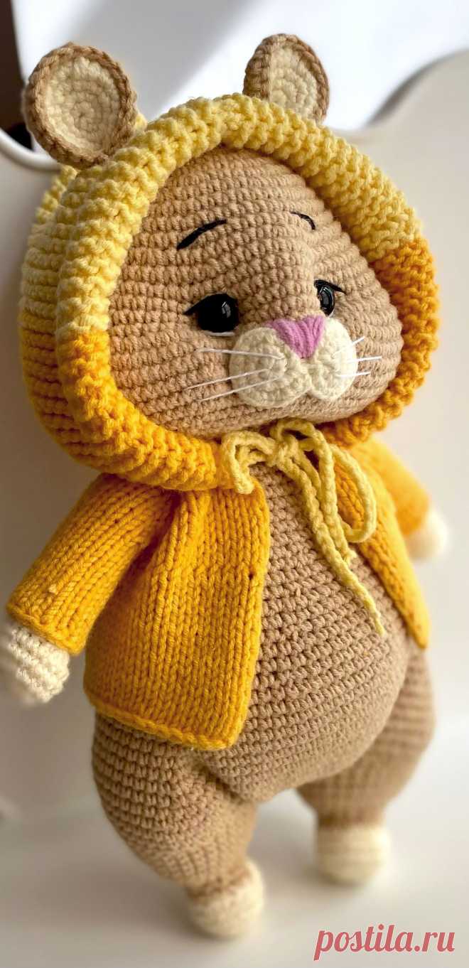 PDF Хомяк Арсений крючком. FREE crochet pattern; Аmigurumi animal patterns. Амигуруми схемы и описания на русском. Вязаные игрушки и поделки своими руками #amimore - хомяк в кофточке с капюшоном, хомячок из обычной пряжи.