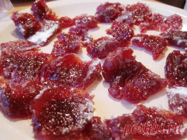 Невероятно вкусные лакомства из сушеной клубники