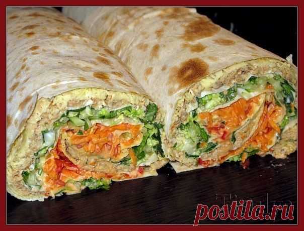 Как приготовить закусочный рулет - рецепт, ингридиенты и фотографии