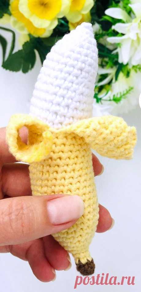 PDF Банан крючком. FREE crochet pattern; Аmigurumi toy patterns. Амигуруми схемы и описания на русском. Вязаные игрушки и поделки своими руками #amimore - маленький банан, фрукты.