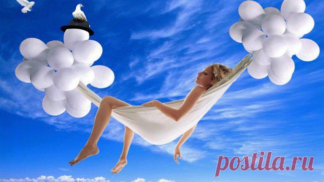 ТЕХНИКА РАССЛАБЛЕНИЯ Что такое расслабление?  Это такое состояние сознания, при котором ваша энергия никуда не движется — ни в будущее, ни в прошлое, она просто присутствует в вас. Вы погружаетесь в безмолвную теплоту вашей …