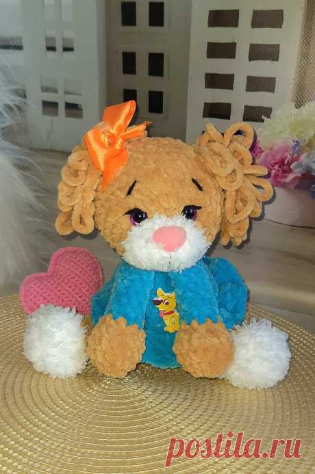 PDF Плюшевая Собачка крючком. FREE crochet pattern; Аmigurumi animal patterns. Амигуруми схемы и описания на русском. Вязаные игрушки и поделки своими руками #amimore - собака, пёс, плюшевая собачка, щенок из плюшевой пряжи, пёсик.