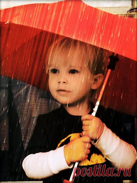 Little Boy In the Rain | I Wish It Would Rain