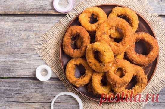 Изумительные луковые кольца в кляре — популярная закуска!