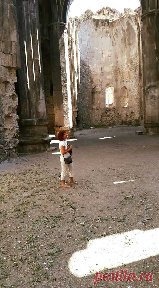 Հաճախ ձգտելով ավելի լավին` 
մենք լավն ենք կորցնում..
Շեքսպիր