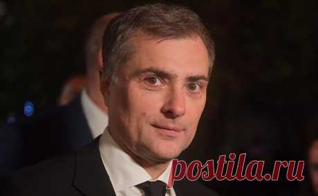 Сурков написал стихотворение о «чужой весне». Сурков опубликовал стихотворение, в котором пишет о «чужой весне», взятой «из-за семи батыевых степей», и «мертвых солдатах», поющих, что весна не для них