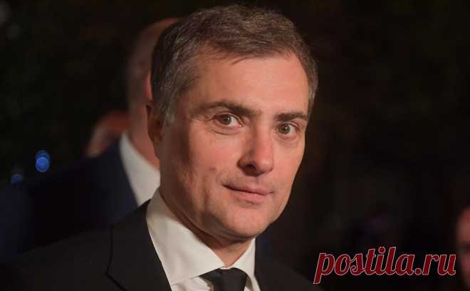 Сурков написал стихотворение о «чужой весне». Сурков опубликовал стихотворение, в котором пишет о «чужой весне», взятой «из-за семи батыевых степей», и «мертвых солдатах», поющих, что весна не для них