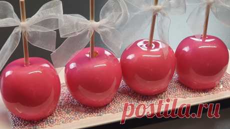 Vou  revelar todos os segredos para fazer uma Maçã do Amor perfeita! Receita fácil Me sigam também no: Facebook: Cozinha da Lulu https://bit.ly/3yreOwjhttps://www.instagram.com/cozinhadaluluoficial/✳Curso Doces Finos de Luxo:https://go.hotm...
