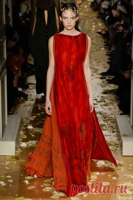 Valentino Haute Couture весна 2016