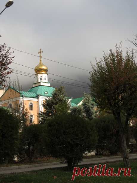 Храм