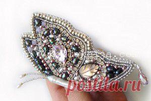 Брошь из бисера Бабочка | Своими руками &#8212; интернет журнал