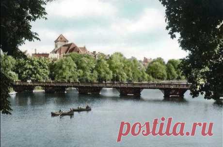 ZaZerkалье.Königsberg/Kaлининград 
                                                       Замковый пруд.