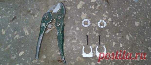 Как сделать простые держатели для шланга на бочку, чтобы тот не «выпрыгивал» при наборе воды. Часть вторая
Мною уже были написаны подборки простых и бюджетных держателей для шлангов на...
Читай дальше на сайте. Жми подробнее ➡