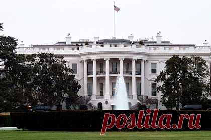 США допустили введение новых правил прохода и навигации в Черном море. Администрация президента США Джо Байдена допустила идею введения новых правил прохода и навигации военных кораблей в Черном море. Соединенные Штаты в ходе составления ответа на предложения РФ по гарантиям безопасности в том числе обсуждали с союзниками возможность разрешить инспекцию своих ракетных комплексов.